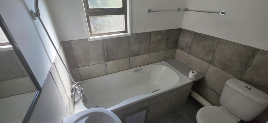 To Let 2 Bedroom Property for Rent in Melodie North West